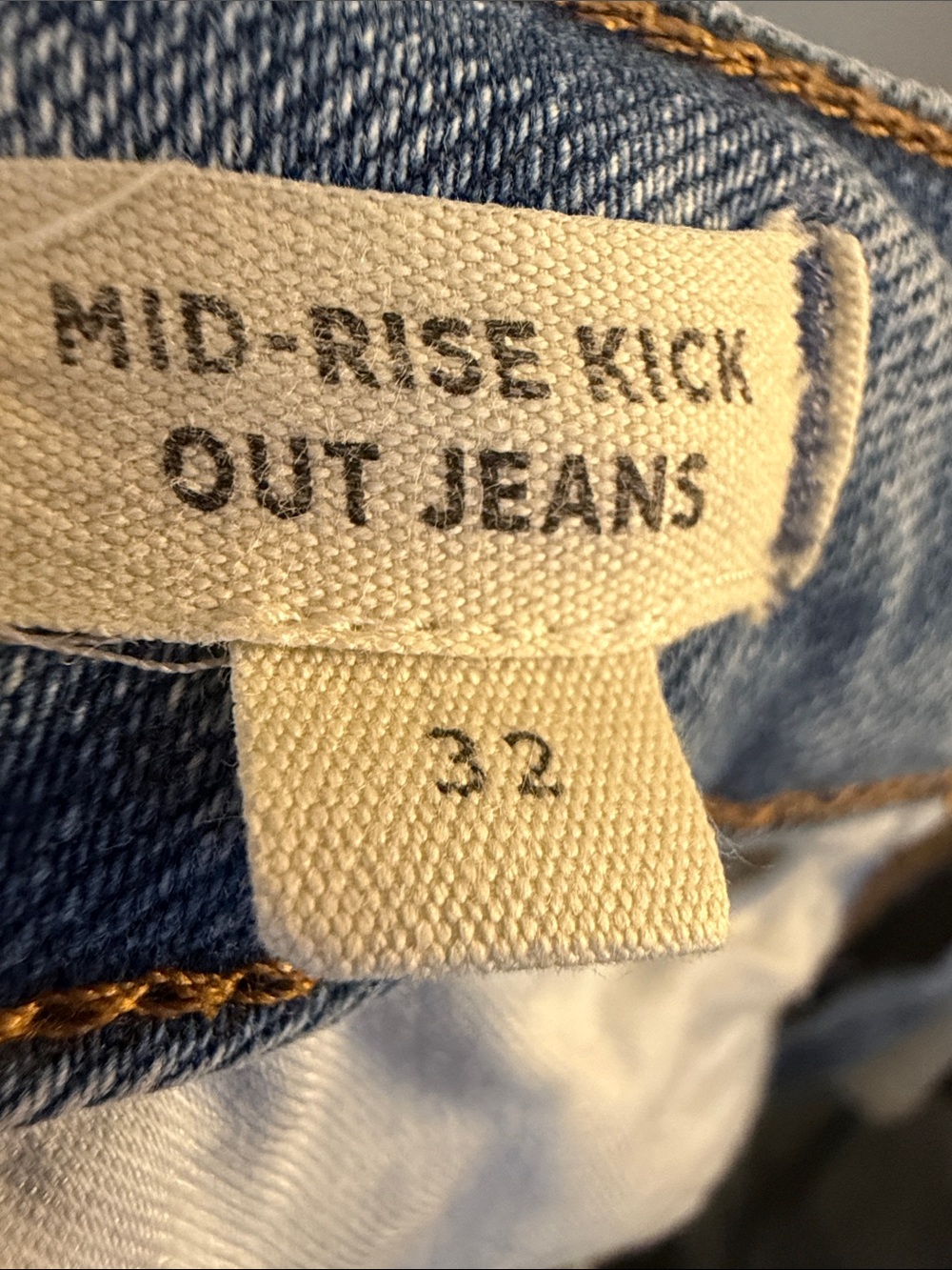 Madewell Mid-Rise Kick Out Jeans Size 32 Medium Wash Cropped Kick Flare - Picture 4 of 8